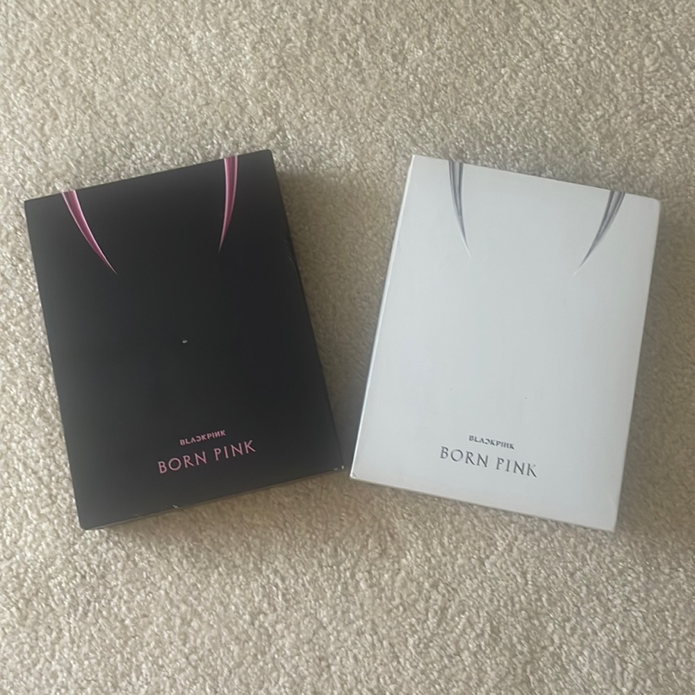 2 Blackpink Born Pink Album Box Sets